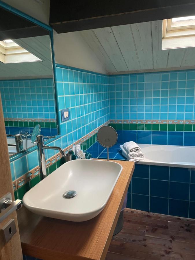 Suite Home Al Centro Di Sassari Zewnętrze zdjęcie